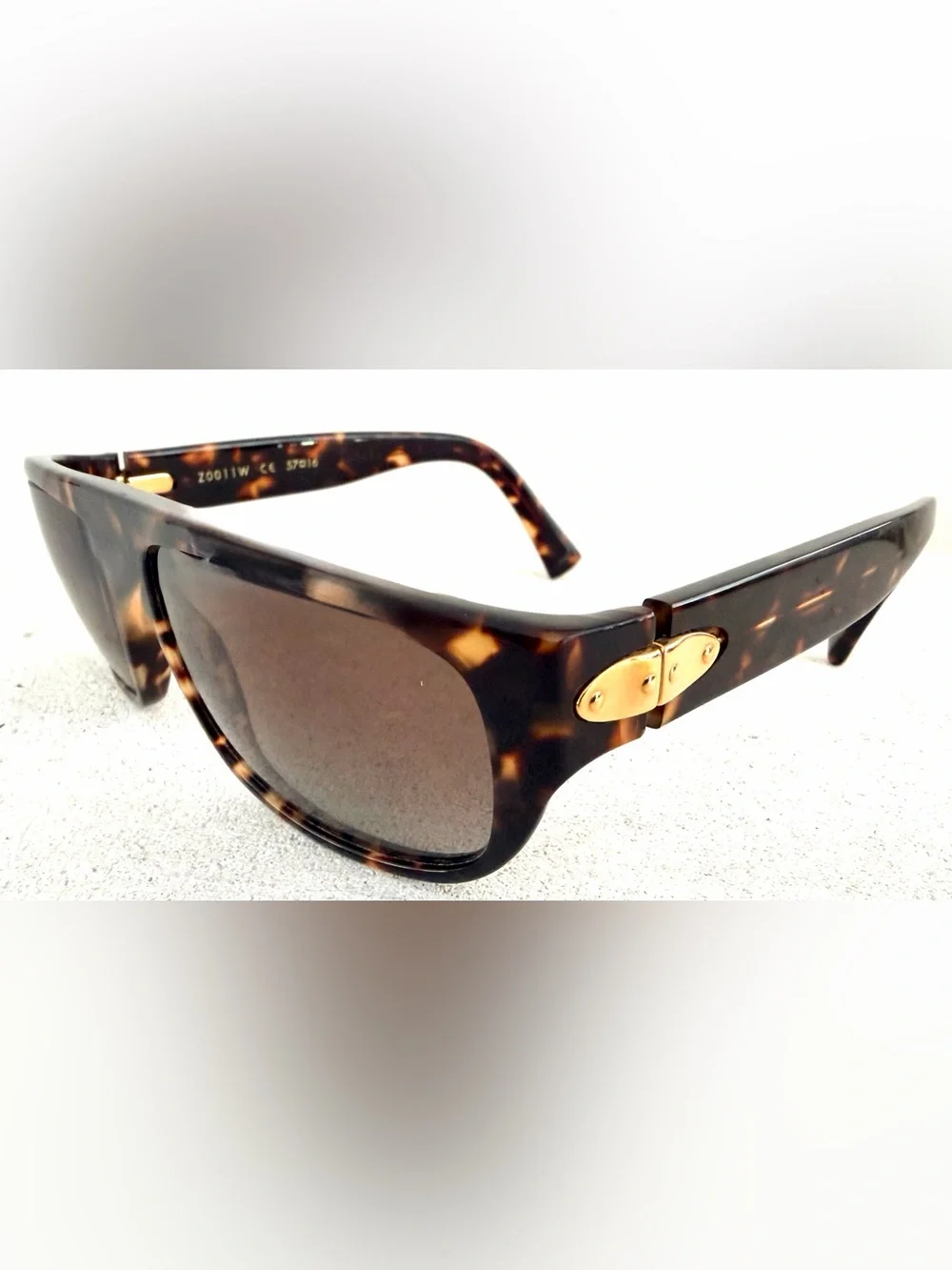 LOUIS VUITTON Z0011W Unisex Tortoise Sunglasses Gold Hardware Made in France